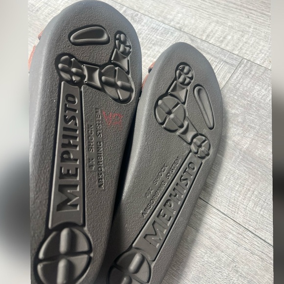 Mephisto Sam Fisherman Sandals Men’s Tan
Leather in DESERT NEW $319 Size 8 - Picture 6 of 7